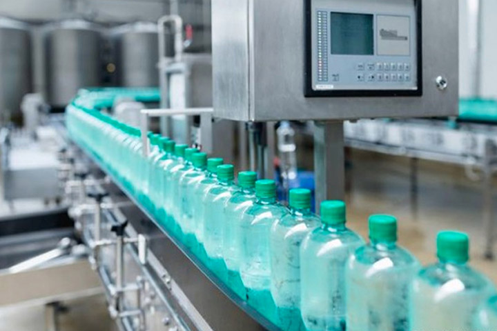 構建智能未來，與全球 70 多個國家和地區的領先制造商合作